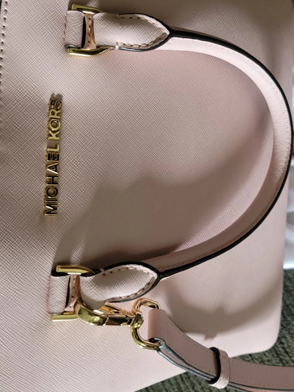 Michael Kors Cindy Large Dome Satchel (Blossom Pink)